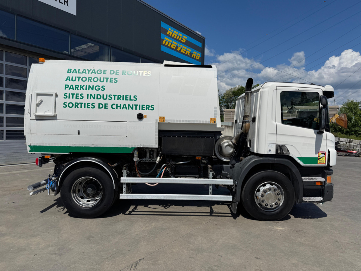 SCANIA P280 4x2 Wassertank - Camión cisterna: foto 4 SCANIA P280 4x2 Wassertank - Camión cisterna: foto 4