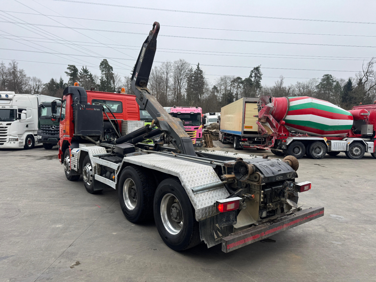 Camión multibasculante VOLVO FMX-500 8x4 Hiab 26T: foto 7