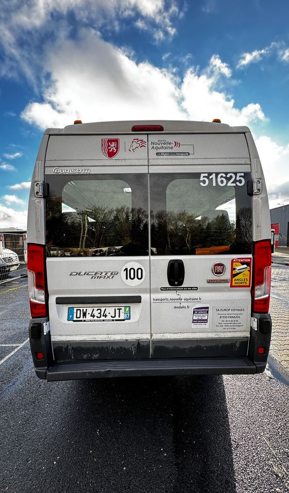 Fiat Ducato / 17 miejsc / EURO 6/ IGŁA !!!/ Cena:75000 zł netto - Minibús, Furgoneta de pasajeros: foto 3 Fiat Ducato / 17 miejsc / EURO 6/ IGŁA !!!/ Cena:75000 zł netto - Minibús, Furgoneta de pasajeros: foto 3