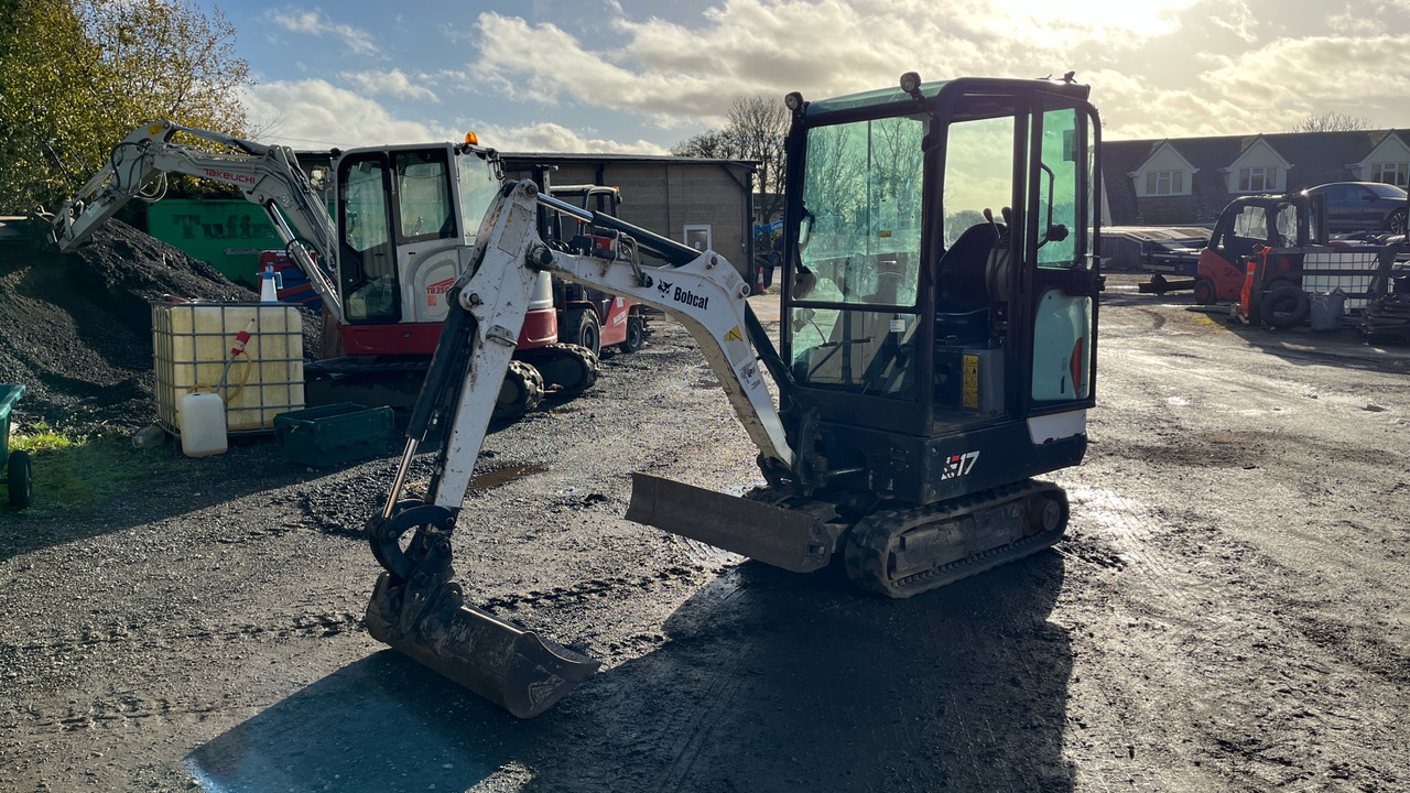 BOBCAT E17 - Miniexcavadora: foto 2 BOBCAT E17 - Miniexcavadora: foto 2