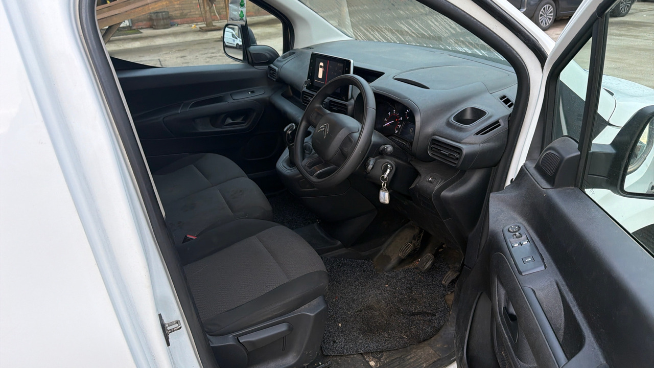 CITROEN BERLINGO 650 1.5 ENTERPROSE 75PS - Furgoneta pequeña: foto 5 CITROEN BERLINGO 650 1.5 ENTERPROSE 75PS - Furgoneta pequeña: foto 5