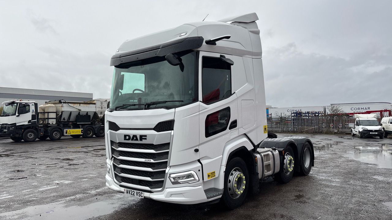 DAF XF 530 - Cabeza tractora: foto 2 DAF XF 530 - Cabeza tractora: foto 2