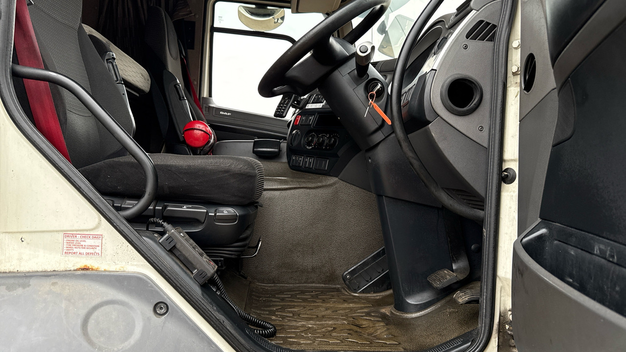 Daf CF 460 - Cabeza tractora: foto 5 Daf CF 460 - Cabeza tractora: foto 5