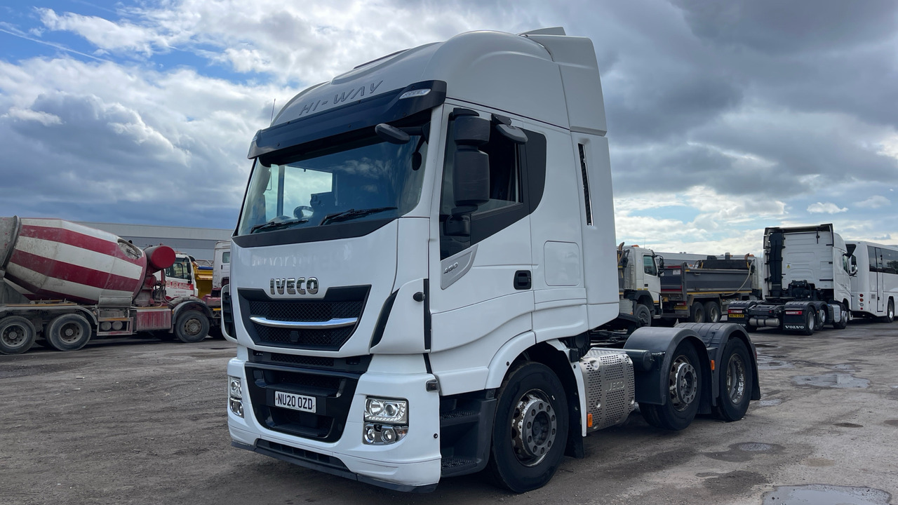 IVECO STRALIS 460 - Cabeza tractora: foto 2 IVECO STRALIS 460 - Cabeza tractora: foto 2