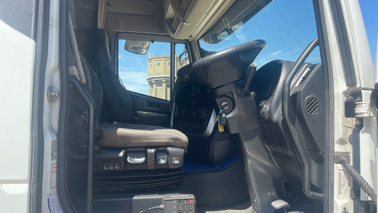 IVECO STRALIS 460 - Cabeza tractora: foto 5 IVECO STRALIS 460 - Cabeza tractora: foto 5