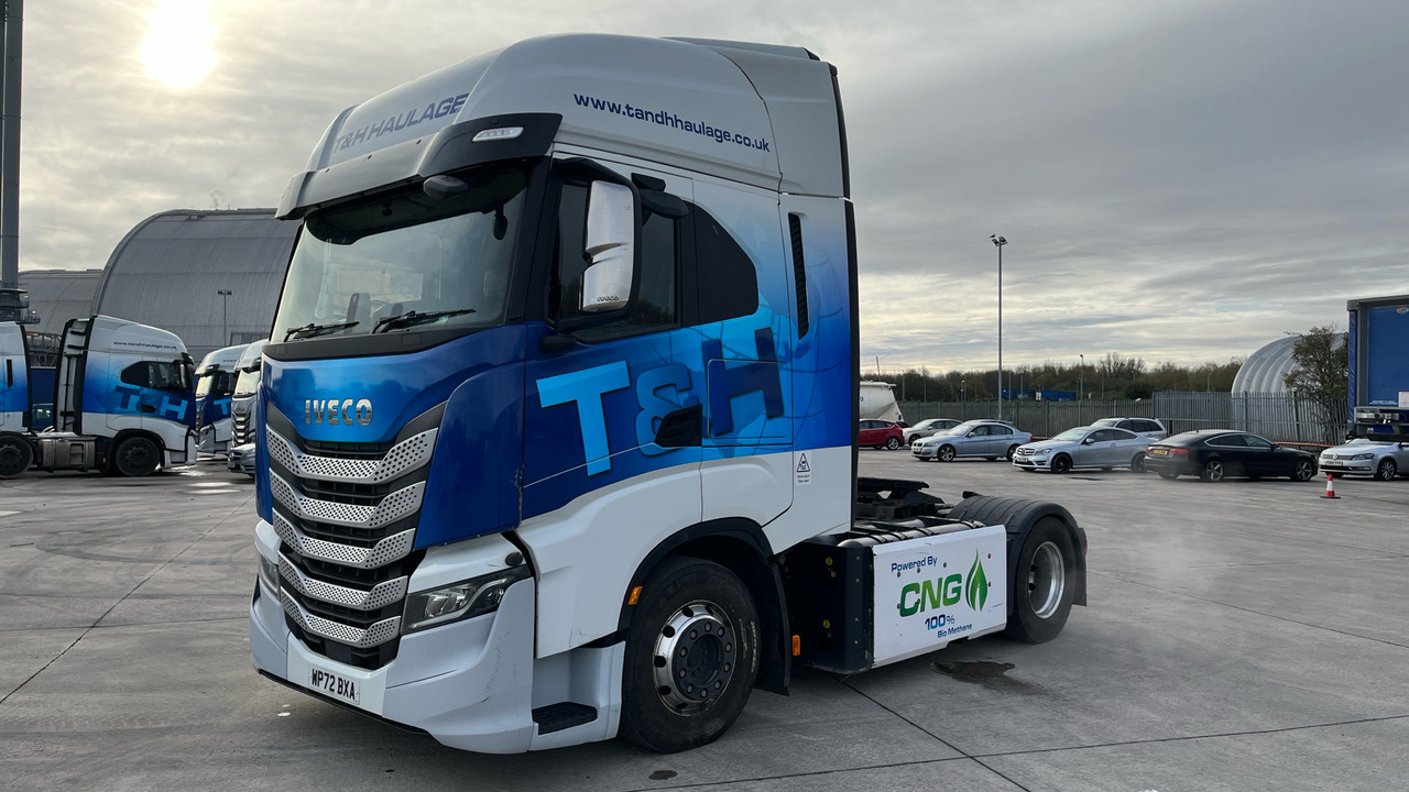 Iveco S-Way 460 - Cabeza tractora: foto 2 Iveco S-Way 460 - Cabeza tractora: foto 2