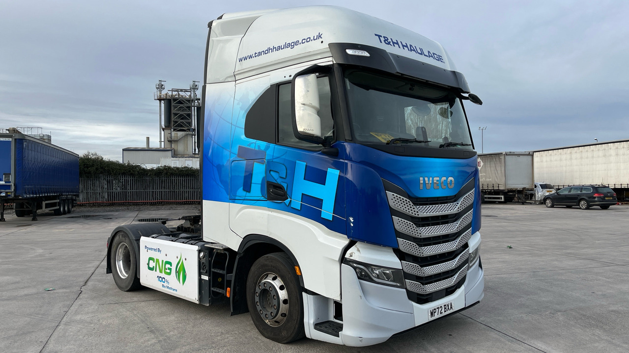 Iveco S-Way 460 - Cabeza tractora: foto 1 Iveco S-Way 460 - Cabeza tractora: foto 1