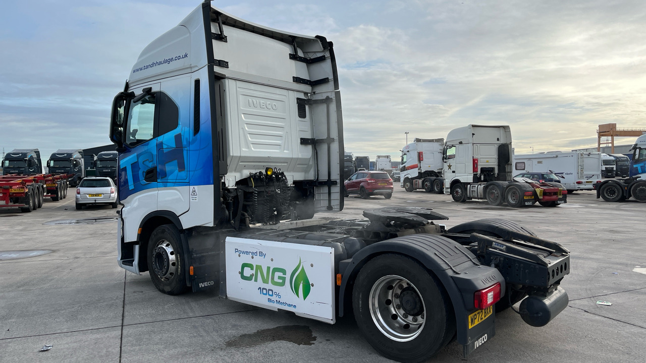 Iveco S-Way 460 - Cabeza tractora: foto 3 Iveco S-Way 460 - Cabeza tractora: foto 3