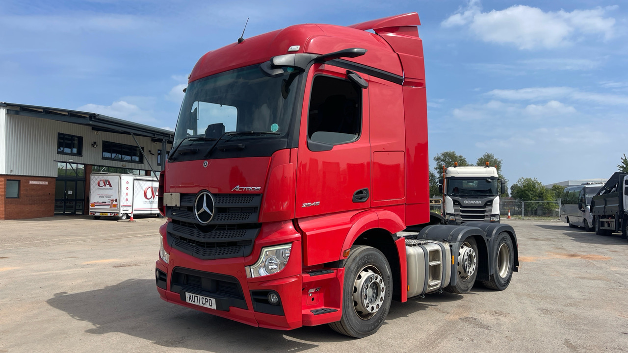 MERCEDES-BENZ ACTROS 2545 - Cabeza tractora: foto 2 MERCEDES-BENZ ACTROS 2545 - Cabeza tractora: foto 2