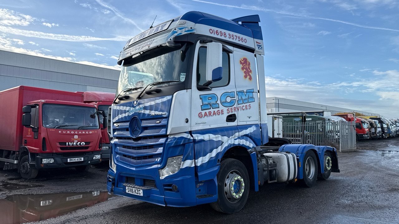 MERCEDES-BENZ ACTROS 2548 - Cabeza tractora: foto 3 MERCEDES-BENZ ACTROS 2548 - Cabeza tractora: foto 3
