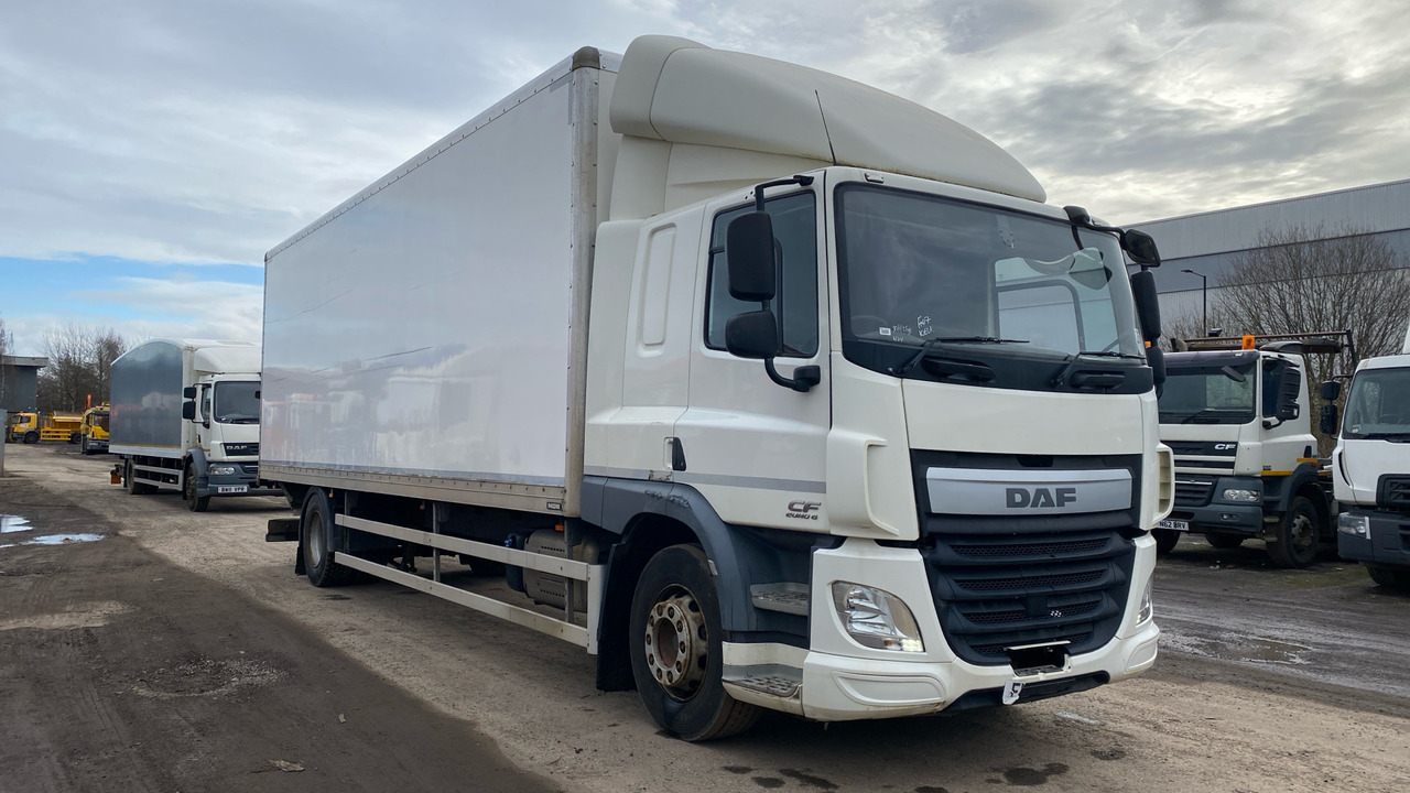 DAF CF 250 - Camión caja cerrada: foto 1 DAF CF 250 - Camión caja cerrada: foto 1