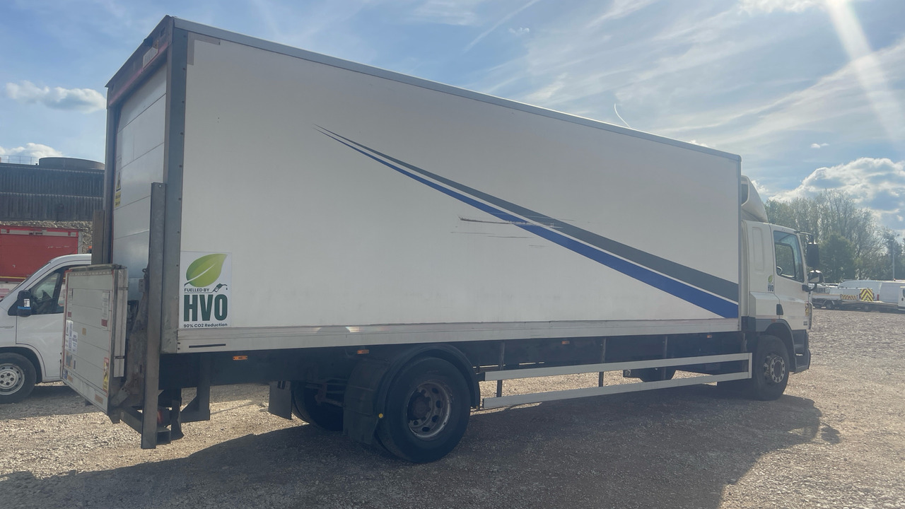 DAF CF 65.220 - Camión caja cerrada: foto 4 DAF CF 65.220 - Camión caja cerrada: foto 4
