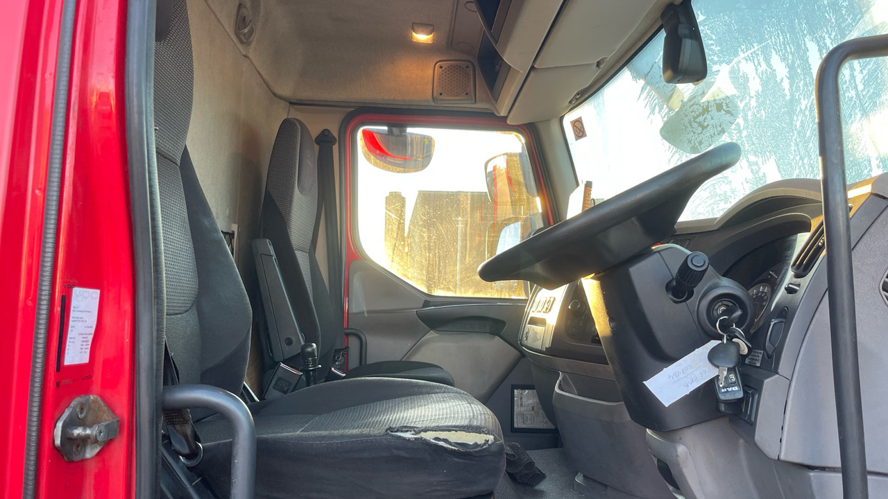 Daf LF 230 - Camión caja cerrada: foto 5 Daf LF 230 - Camión caja cerrada: foto 5