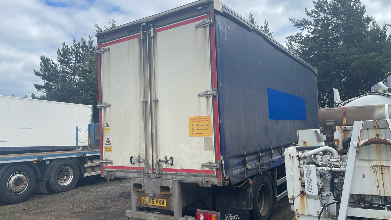 Daf LF 250 - Camión lona: foto 4 Daf LF 250 - Camión lona: foto 4