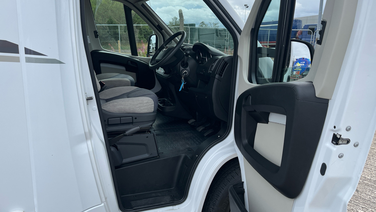 FIAT DUCATO WEINSBERG CARAHOME - Autocaravana capuchina: foto 5 FIAT DUCATO WEINSBERG CARAHOME - Autocaravana capuchina: foto 5