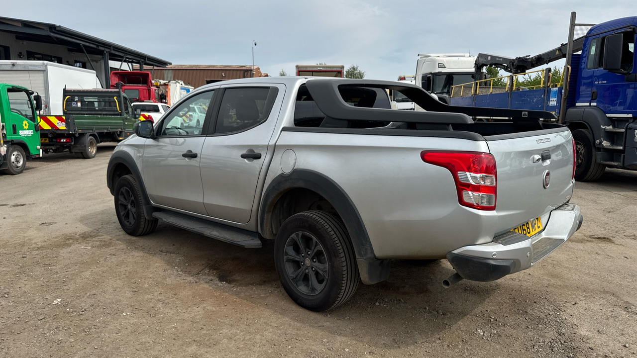 FIAT FULLBACK 2.4 180HP CROSS - Pick-up, Furgoneta combi: foto 3 FIAT FULLBACK 2.4 180HP CROSS - Pick-up, Furgoneta combi: foto 3