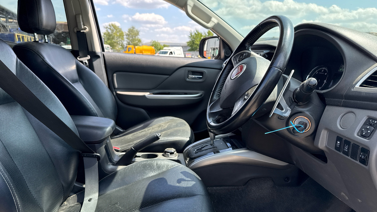 FIAT FULLBACK 2.4 CROSS - Pick-up, Furgoneta combi: foto 5 FIAT FULLBACK 2.4 CROSS - Pick-up, Furgoneta combi: foto 5