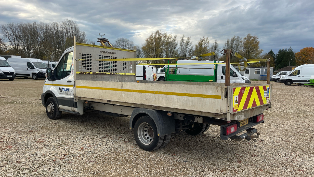 FORD TRANSIT 350 2.0 ECOBLUE 130PS - Furgoneta caja abierta: foto 3 FORD TRANSIT 350 2.0 ECOBLUE 130PS - Furgoneta caja abierta: foto 3