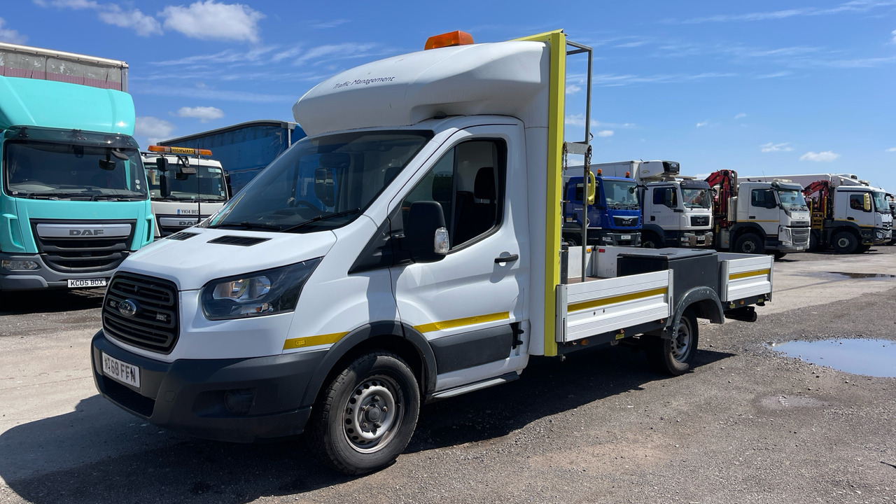FORD TRANSIT BASE 350 2.0 TDCI 130PS - Furgoneta caja abierta: foto 2 FORD TRANSIT BASE 350 2.0 TDCI 130PS - Furgoneta caja abierta: foto 2