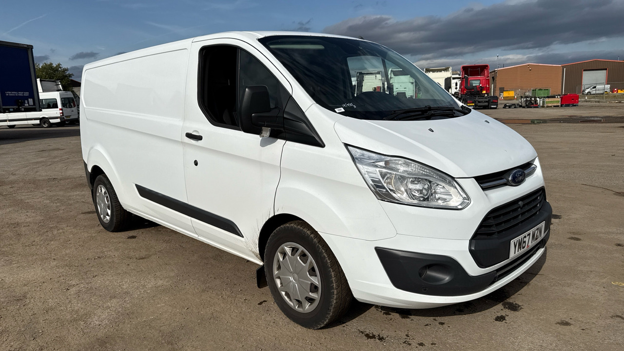 FORD TRANSIT CUSTOM 340 2.0 TDCi 130ps - Furgoneta pequeña: foto 1 FORD TRANSIT CUSTOM 340 2.0 TDCi 130ps - Furgoneta pequeña: foto 1