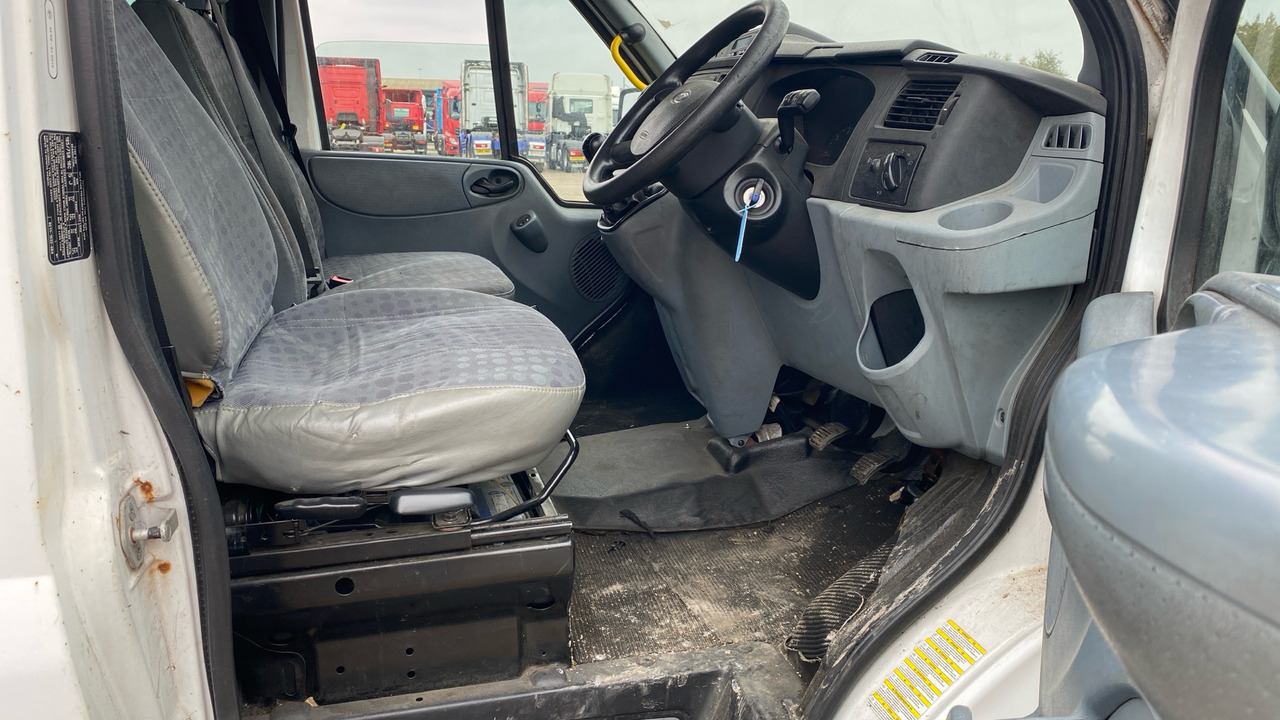 FORD TRANSIT T430 2.2 TDCI 135PS - Minibús, Furgoneta de pasajeros: foto 5 FORD TRANSIT T430 2.2 TDCI 135PS - Minibús, Furgoneta de pasajeros: foto 5