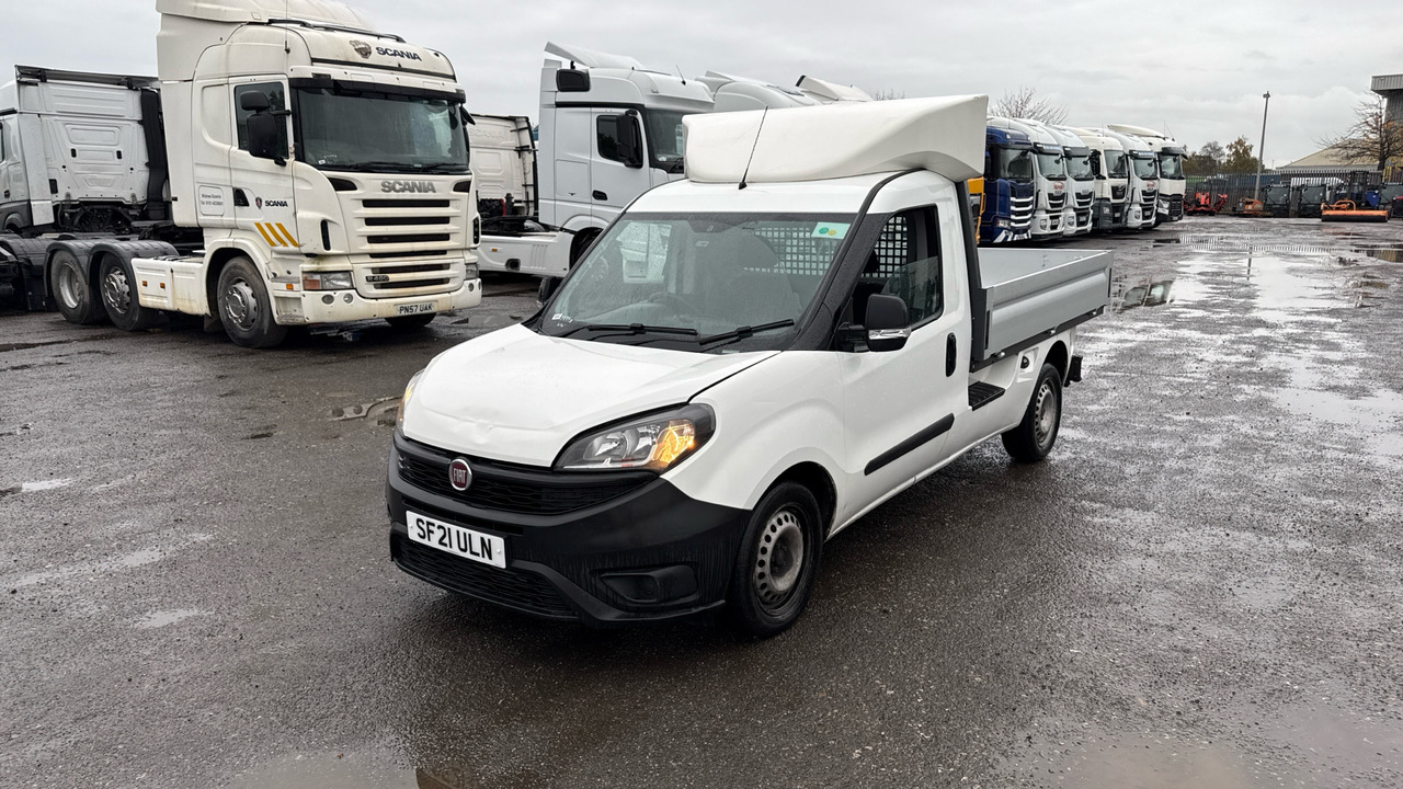 Fiat Doblo Work Up 1.6 MULTIJET 16V II - Furgoneta caja abierta: foto 2 Fiat Doblo Work Up 1.6 MULTIJET 16V II - Furgoneta caja abierta: foto 2