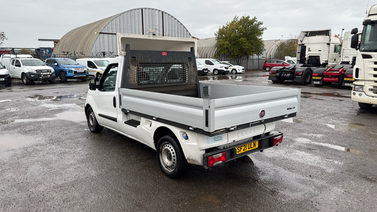 Fiat Doblo Work Up 1.6 MULTIJET 16V II - Furgoneta caja abierta: foto 4 Fiat Doblo Work Up 1.6 MULTIJET 16V II - Furgoneta caja abierta: foto 4
