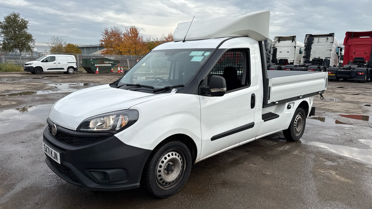 Fiat Doblo Work Up 1.6 Multijet II - Furgoneta caja abierta: foto 2 Fiat Doblo Work Up 1.6 Multijet II - Furgoneta caja abierta: foto 2