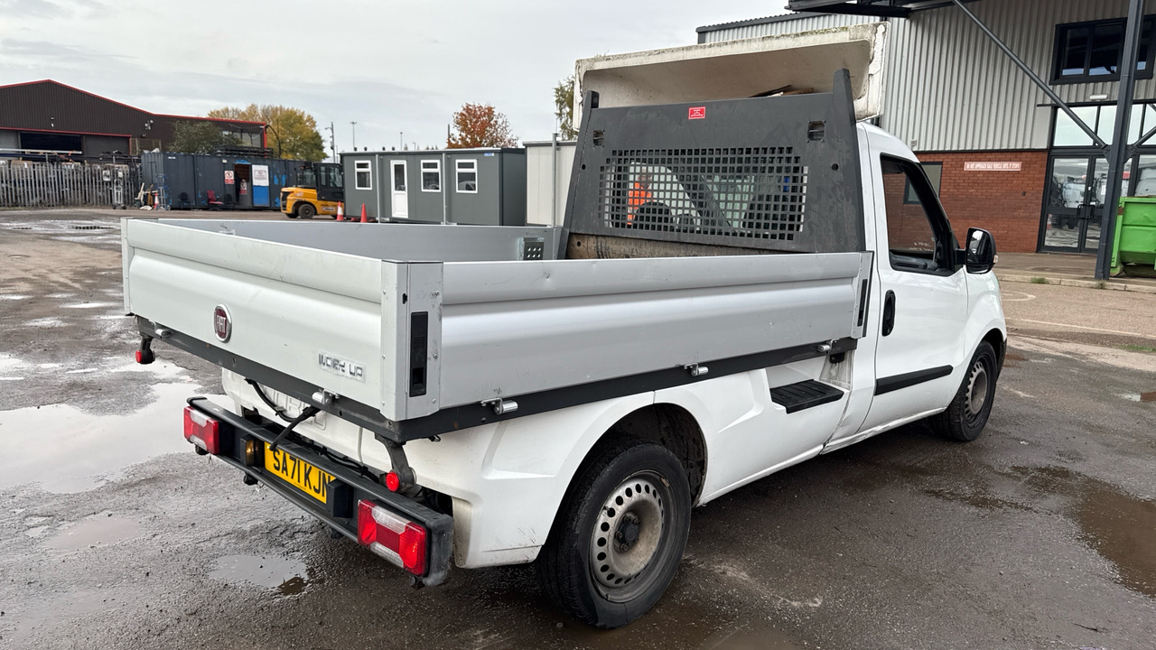 Fiat Doblo Work Up 1.6 Multijet II - Furgoneta caja abierta: foto 4 Fiat Doblo Work Up 1.6 Multijet II - Furgoneta caja abierta: foto 4