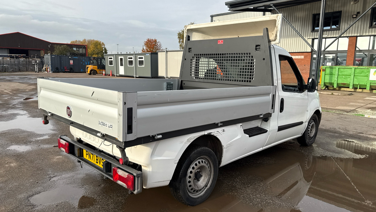 Fiat Doblo Work Up 1.6 Multijet II - Furgoneta caja abierta: foto 4 Fiat Doblo Work Up 1.6 Multijet II - Furgoneta caja abierta: foto 4