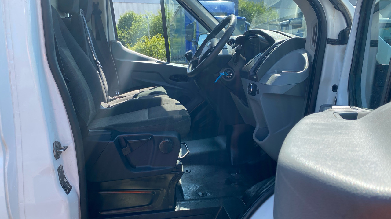 Ford Transit 350 2.0 TDCi 130PS - Furgón: foto 5 Ford Transit 350 2.0 TDCi 130PS - Furgón: foto 5