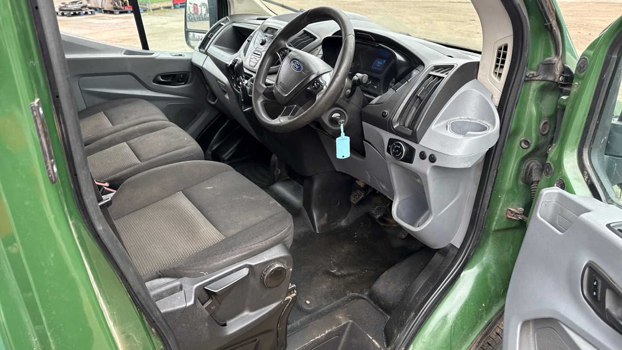 Ford Transit 350 2.0 TDCi 130ps - Furgón: foto 5 Ford Transit 350 2.0 TDCi 130ps - Furgón: foto 5