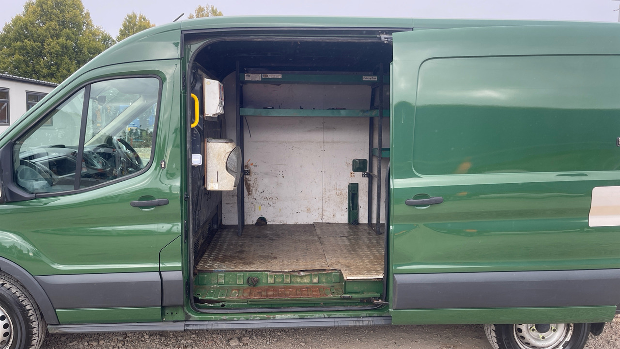 Furgón Ford Transit 350 2.0 TDCi 130ps: foto 14 Furgón Ford Transit 350 2.0 TDCi 130ps: foto 14