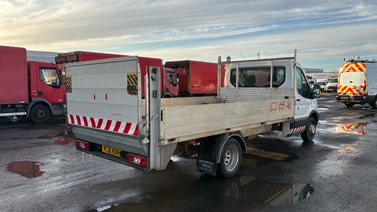 Ford Transit 350 2.2 TDCi 125ps - Furgoneta caja abierta: foto 4 Ford Transit 350 2.2 TDCi 125ps - Furgoneta caja abierta: foto 4