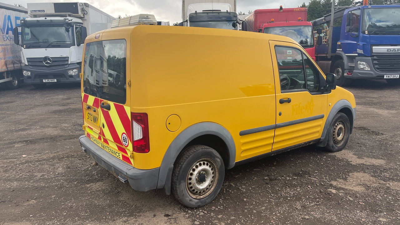 Ford Transit Connect 200 1.8 TDCi 75ps - Furgoneta pequeña: foto 4 Ford Transit Connect 200 1.8 TDCi 75ps - Furgoneta pequeña: foto 4
