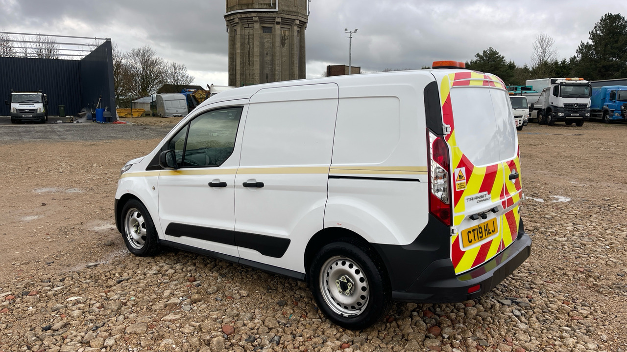 Ford Transit Connect 220 1.5 ECOBLUE 100PS - Furgoneta pequeña: foto 3 Ford Transit Connect 220 1.5 ECOBLUE 100PS - Furgoneta pequeña: foto 3