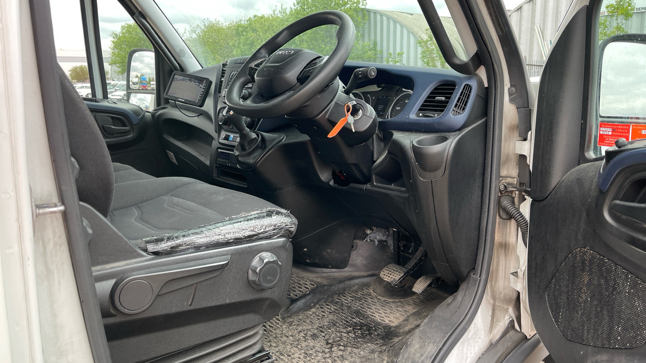 IVECO DAILY 72-180 - Camión frigorífico: foto 5 IVECO DAILY 72-180 - Camión frigorífico: foto 5