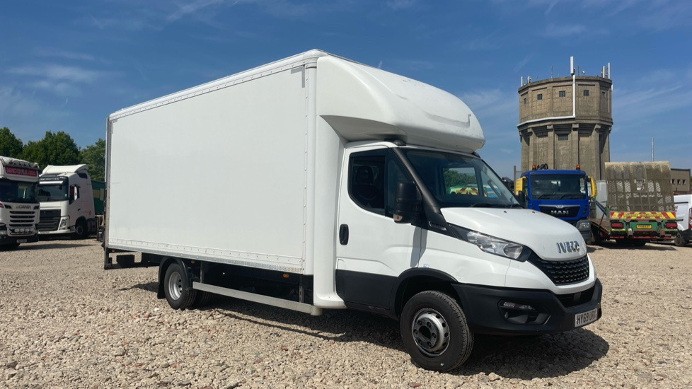 IVECO DAILY 72-180 - Camión caja cerrada: foto 1 IVECO DAILY 72-180 - Camión caja cerrada: foto 1