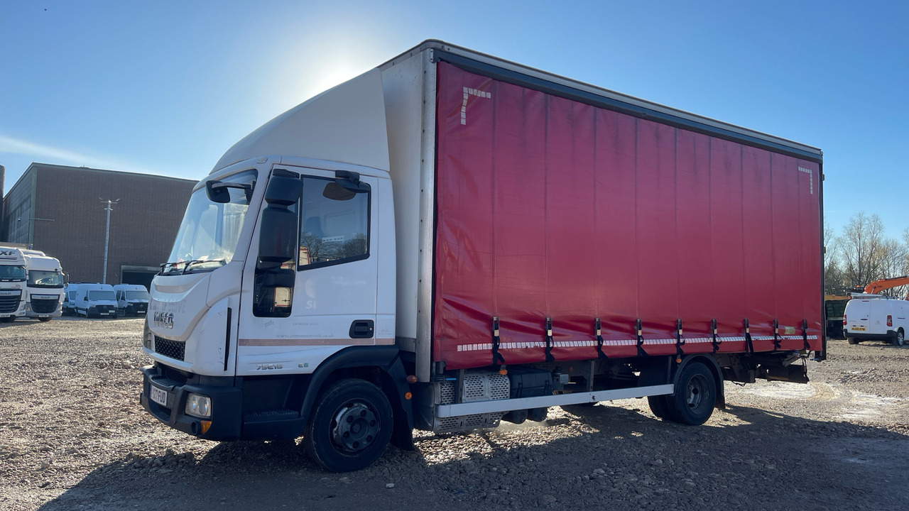 IVECO EUROCARGO 75E16 - Camión lona: foto 2 IVECO EUROCARGO 75E16 - Camión lona: foto 2