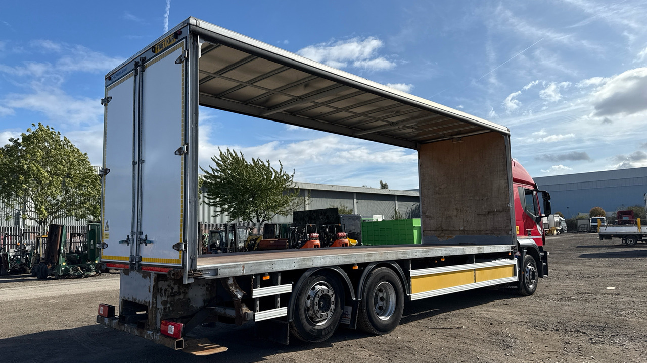 IVECO STRALIS 310 - Camión lona: foto 4 IVECO STRALIS 310 - Camión lona: foto 4