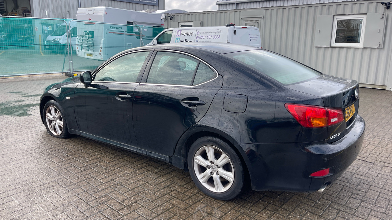 LEXUS IS 250 - Sedan: foto 3 LEXUS IS 250 - Sedan: foto 3