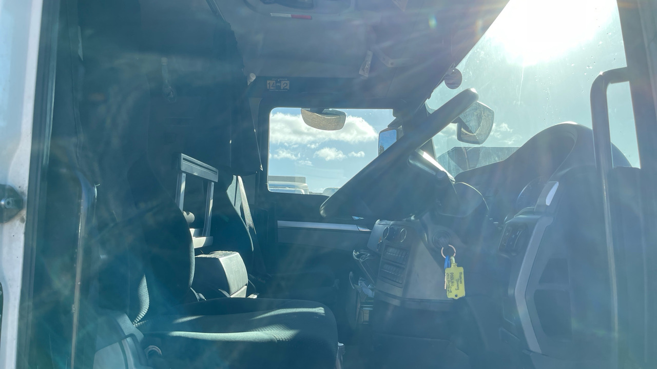 MAN TGX 18.400 - Camión lona: foto 5 MAN TGX 18.400 - Camión lona: foto 5