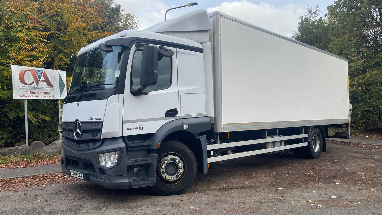 MERCEDES-BENZ ACTROS 1824 - Camión caja cerrada: foto 2 MERCEDES-BENZ ACTROS 1824 - Camión caja cerrada: foto 2