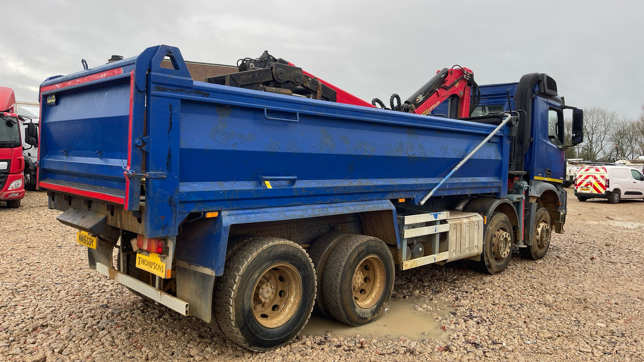 MERCEDES-BENZ AROCS 3240 - Camión volquete, Camión grúa: foto 4 MERCEDES-BENZ AROCS 3240 - Camión volquete, Camión grúa: foto 4