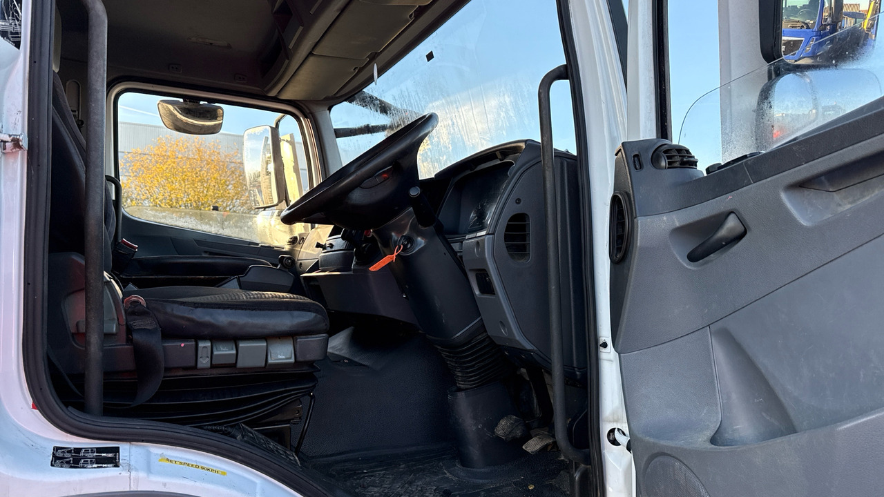 MERCEDES-BENZ AXOR - Camión caja abierta: foto 5 MERCEDES-BENZ AXOR - Camión caja abierta: foto 5