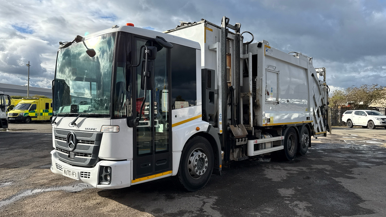 MERCEDES-BENZ ECONIC 2630 - Camión de basura: foto 2 MERCEDES-BENZ ECONIC 2630 - Camión de basura: foto 2