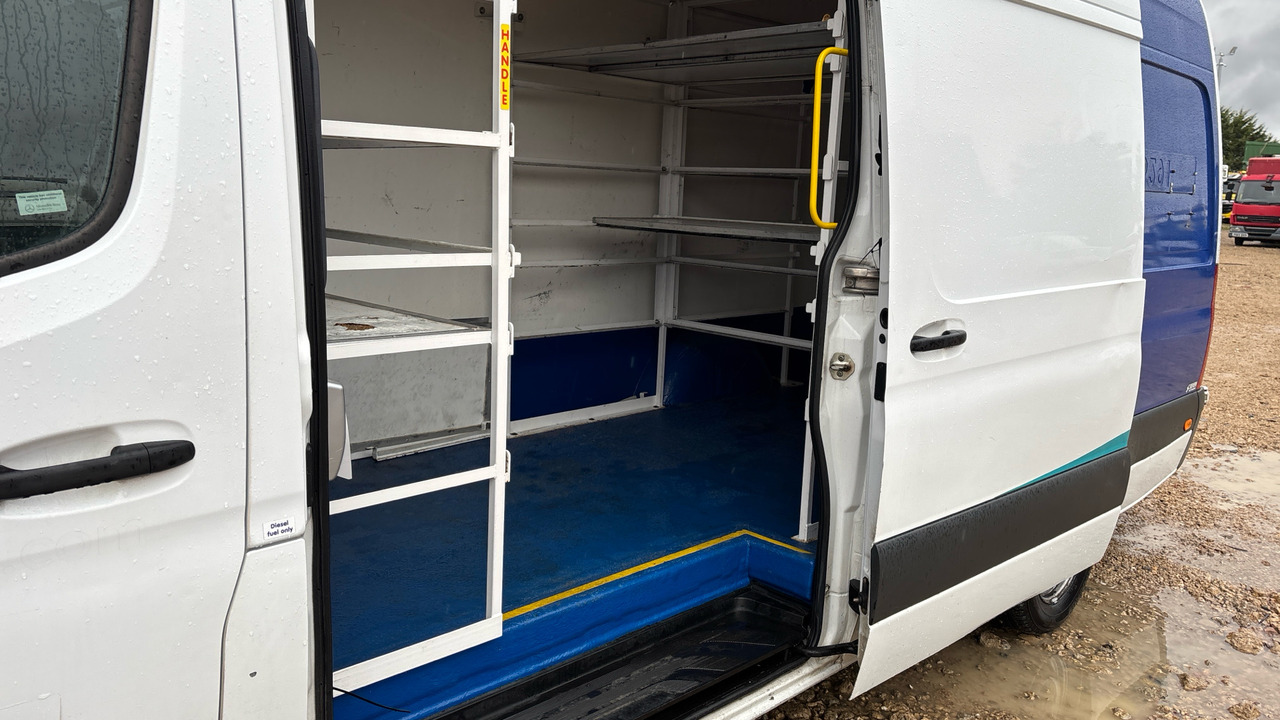 Furgón MERCEDES-BENZ SPRINTER 314 CDI: foto 9 Furgón MERCEDES-BENZ SPRINTER 314 CDI: foto 9