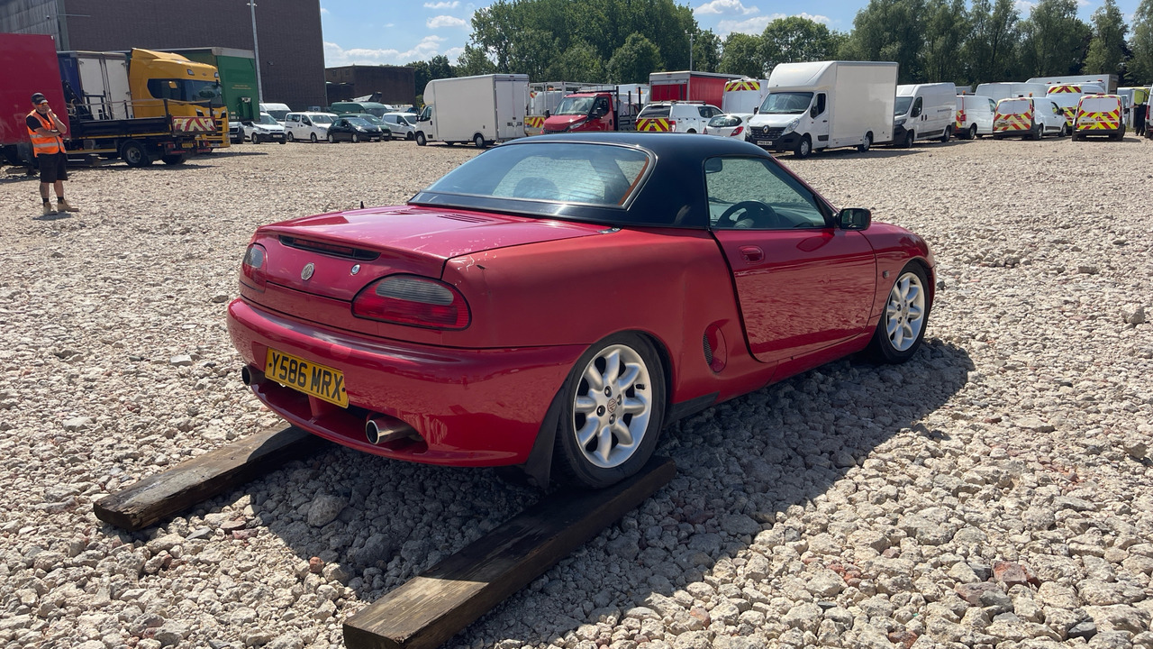 MG MGF - Coche: foto 4 MG MGF - Coche: foto 4