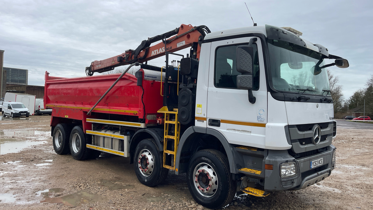 Mercedes-Benz Actros 3236 - Camión volquete, Camión grúa: foto 1 Mercedes-Benz Actros 3236 - Camión volquete, Camión grúa: foto 1