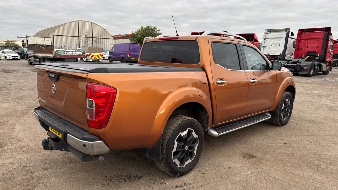 NISSAN NAVARA 2.3 DCi 190PS - Pick-up, Furgoneta combi: foto 4 NISSAN NAVARA 2.3 DCi 190PS - Pick-up, Furgoneta combi: foto 4